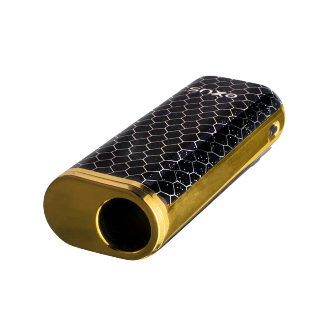 "An Exxus Minovo Cartridge Vaporizer laid flat and diagonally to showcase where you insert your 510-threaded cartridge," - Up N Smoke.